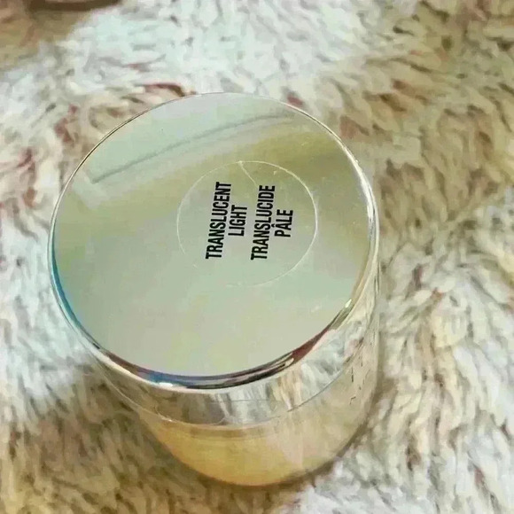 *NWT* PHYSICIANS FORMULA® MINERAL WEAR® LOOSE POWDER - Translucent light - Picture 4 of 8